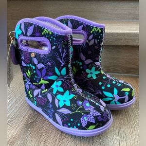 BOGS Waterproof Pull On Winter Boots NEW - Toddler size 10